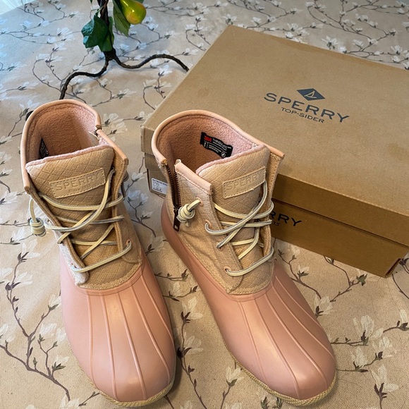 Sperry Shoes - Sperry Saltwater Wool Rose booties - Brand New!
